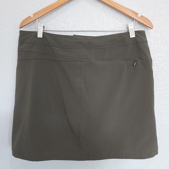 The North Face Olive Green Skort Size 12 - Picture 6 of 10